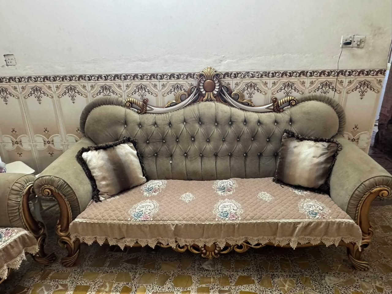 بغداد الجديده • كرسين صغار • قابل تفاوض