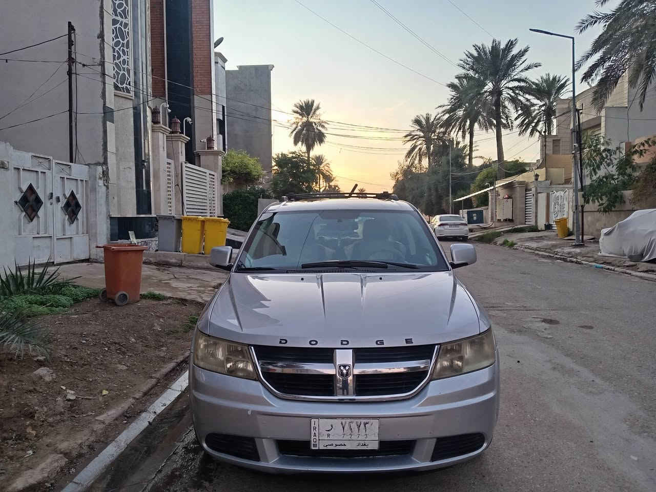 دوج جورني موديل ٢٠٠٩ رقم ٧٢٧٣ بغداد مرغوب لإصحاب السيارات الحديثه في حال (تبديل لوحه) مع سياره أُخرى سنويه مجدده لل٢٧ تحويل ثاني يوم _ خمسه راكب، مكينه  وكير بوضع جيد جداً، تبريد تدفئة قطعه وحده جيد جداً إضافه إلى تبريد جكمجه (ثلاجه)، تايرات جديده، باتري جديد، سلايد روف طكتين شغال بلا صوت، قاصات عدد ٣، برده خلفية جديده،جهاز إنذار، تنزيل جام عن بعُد، كهربائيات السياره شغاله، مقاعد قلابه عدد ٢ للأطفال مواصفات Sxt. للاستفسار الاتصال على هذا الرقم ***********.
