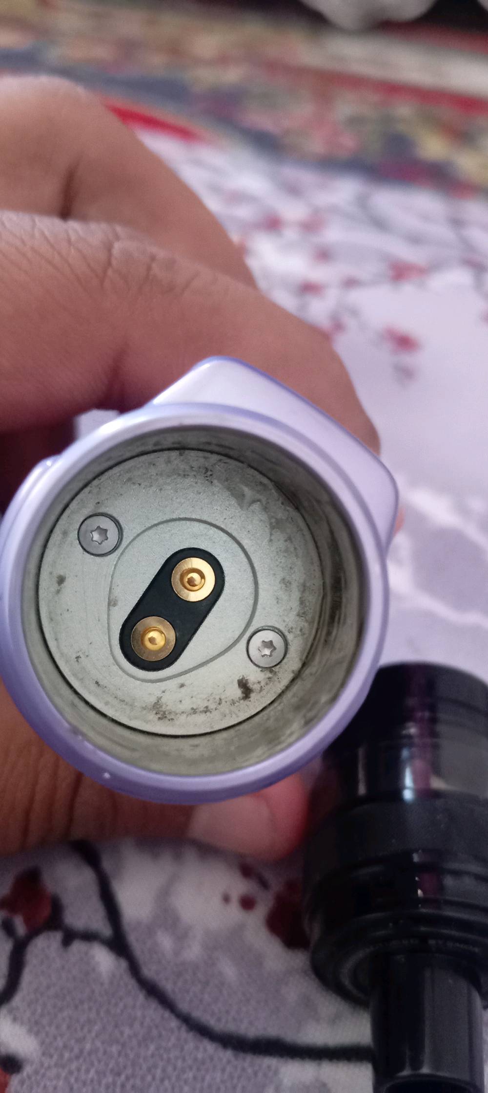 جهاز نركيله لبيع يحتاج بس تبديل كويل مال معسل لين مكسور والجهاز على الفحص شغال 100٪ بس هاي تحتاج تبديل يوجد توصيل ماصارلي شهر من جبتها
