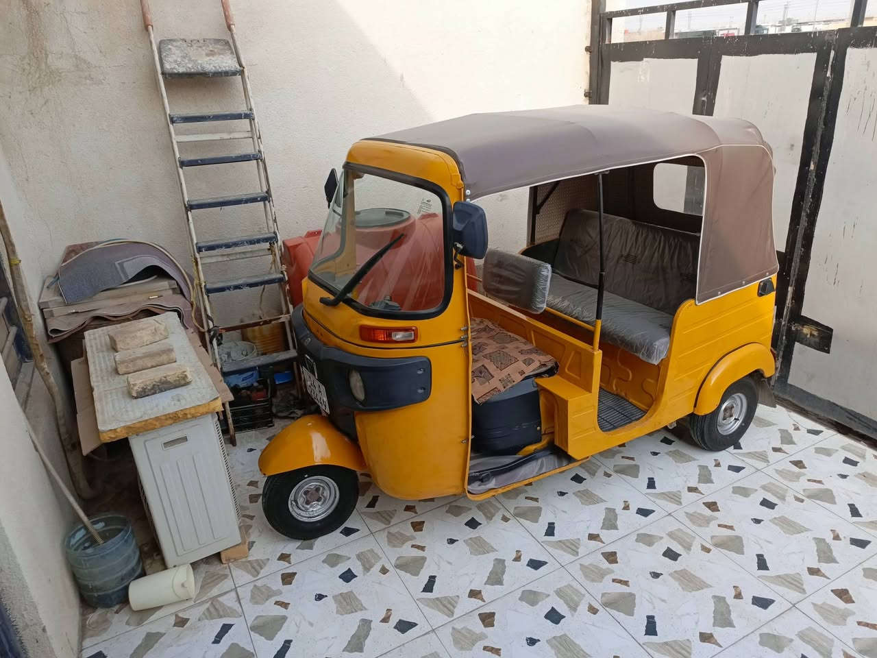 موديل ٢٠٢٠ • ما متعبة • صبغ عام