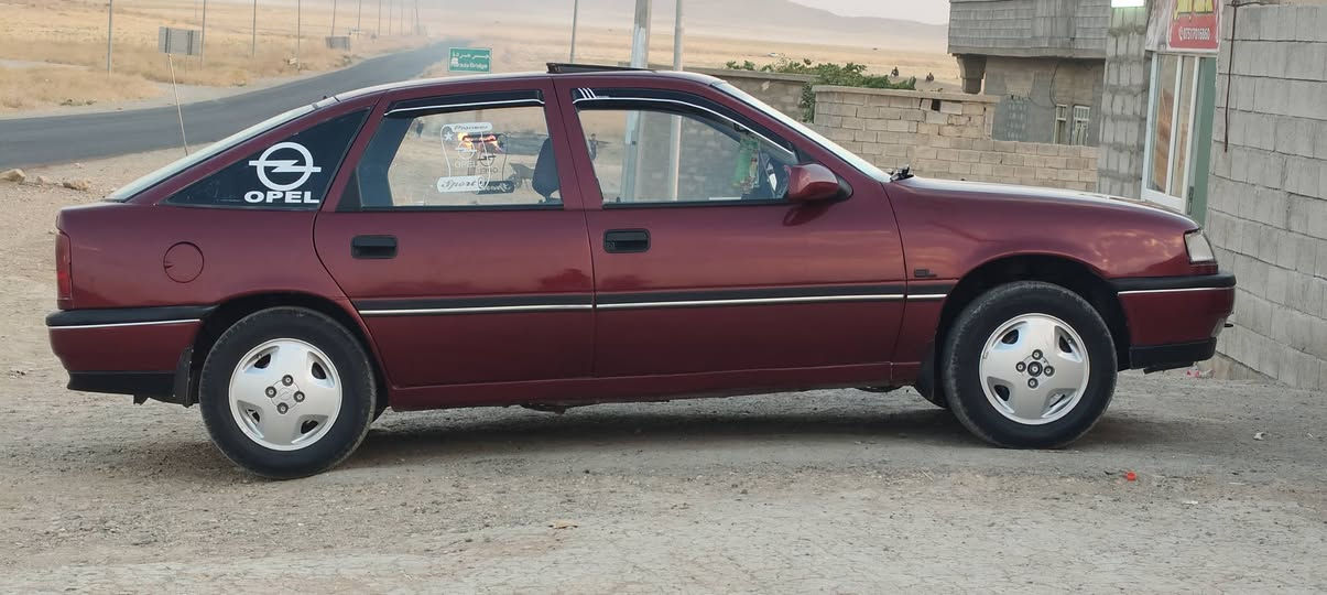السلام عليكم اوبل فكتره حجم 20 موديل 92 رقم وسنويه جدد صبغ جماليه مال تقحيل ستيرن بور تنته سلايت شاشه كاميرا جامات كهرب ويلكب شركه تايرات جدد السعر 38 وبيها مجال للستفسار ***********
