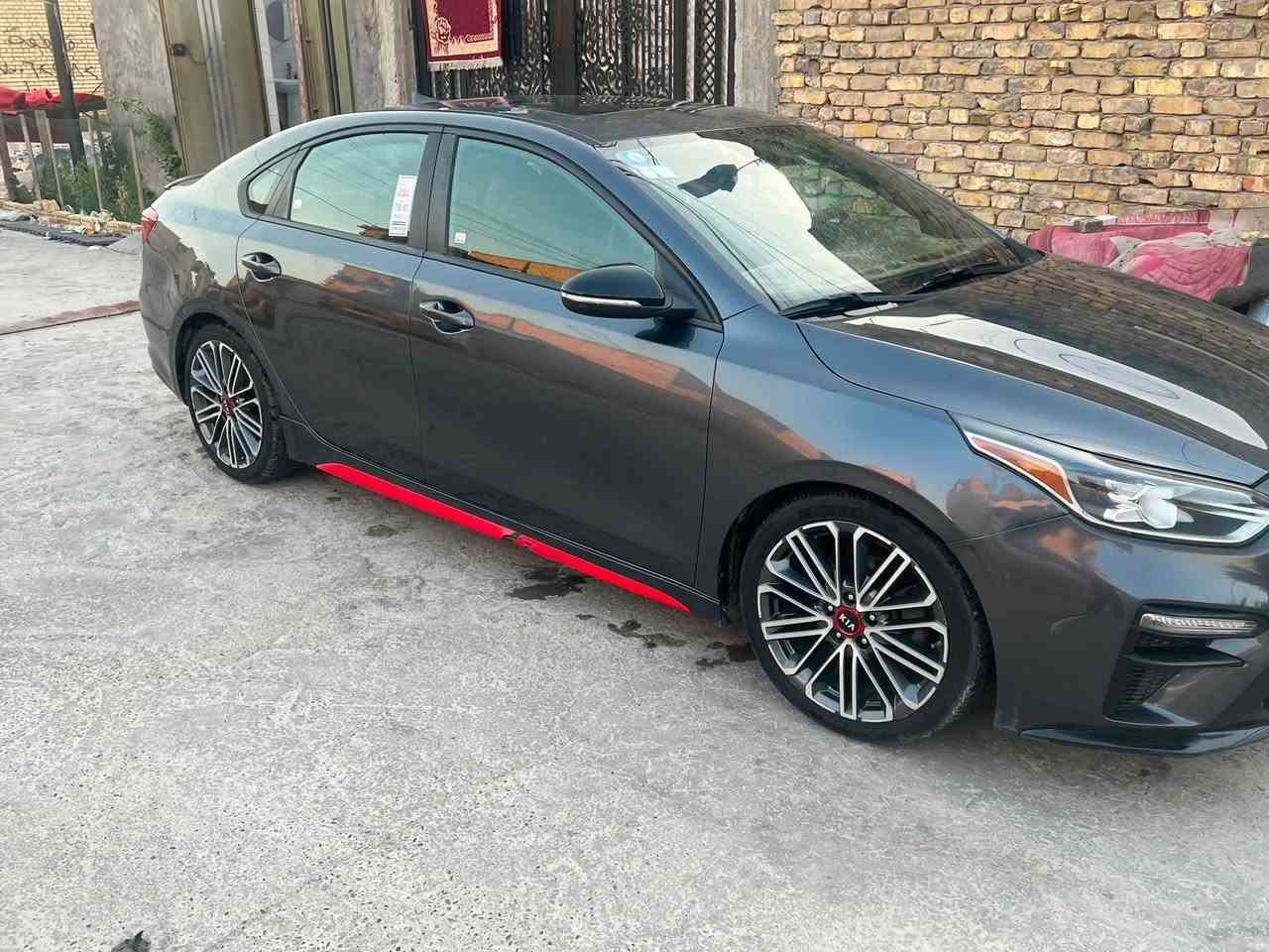 سلام عليكم
فورتي 2020￼  GT

السيارة كفاله عامه فقط بارد شي كلش بسيط 

السيارة بدون صبغ وبدون فتح كلها ليبل 

بدون تكحيل سياره حادثهة بارد باب صندوك 

سياره مختمه GT ضوئيه+منضومت زنون 

مكينه 1600تيربو عطاس +فلتر شوته رياضي احمر 

كير رياضي بلادي دبل كلج 7نمر at

مواصفات سياره /

بصمه ابواب 

بصمه تشغيل 

3مودات سبورت +نورمان +سمارت 

شاشه كار بلي 

الدركه D

كامره دواره 

شحن لاسلكي 

فتحه 

تبريد قطعتين 

تحديد مسار 

مانع انزلاق 

شفتات استيرن 

تحكمات استيرن جهتين 

حساس بل مري 

رادار امامي 

شاير بل مري 

ليزر ضوئي داخلي بل بيبان بلادي 

كشنات كهربائية 

تدفئه استيرن 

تدئفه كشنات 

فول سياره لاخير +تخم تاير جديد قبل شهرين شاده وبعده بيه ضمان +باتري جديد 

مكان سياره بغداد مدينه الصدر 

رقم بغداد دولي بائسمي +هزه جديده 

كلشي ذاكره بل منشور سعر /130وبيه مجال للشراي 

لاستفسار/***********
