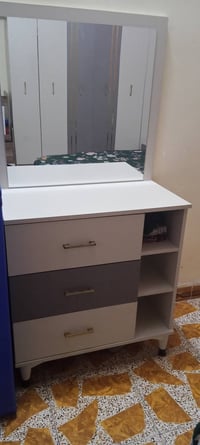 غرفه اخشاب • ميز تواليت