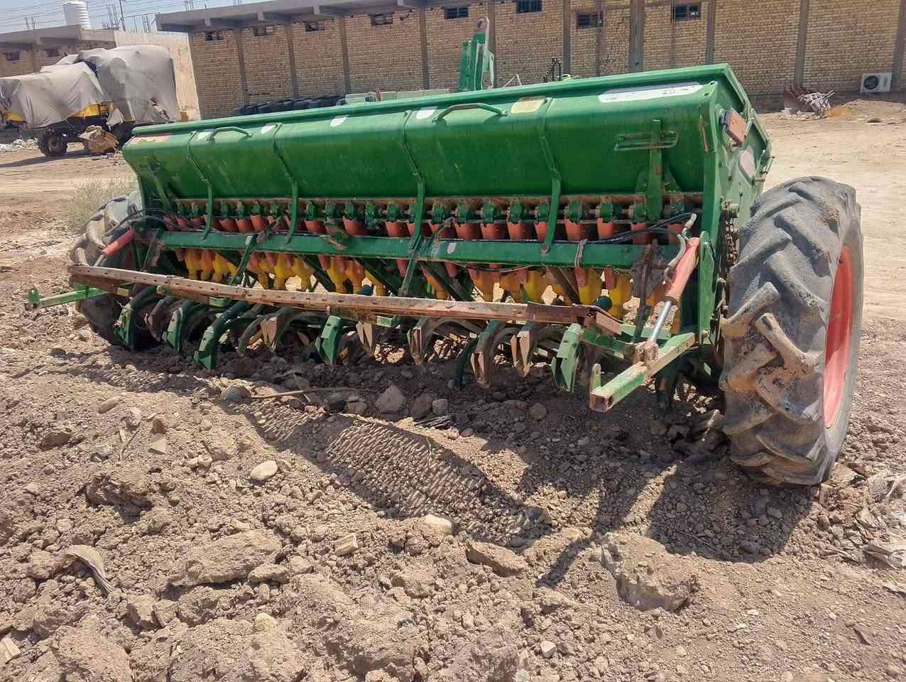 السلام عليكم للبيع طابعه موديل 2020 جاهزه للعمل سعر 6مليون وبيهه مجال عنوان واسط الصويره للستفسار اكثر اتصل ***********
