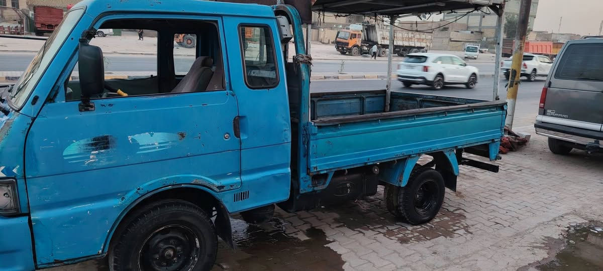 كسلام عليكم سيارة كيه بنكو موديل 1994النضافة كدام عينك وبلواقع احلى من الصورة وكير ومحرك واكسن خير من الله مال كسبة والسعر اتصل وبيك خير وادلل الرقم 0 ***********
