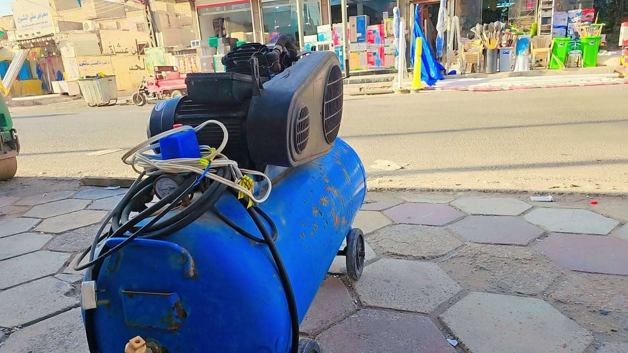 كمبريسر حجم 250لتر شرط الفحص ماطور كهرباء نحاس سنگل 
السعر 350
ميسان العمارة 
للاتصال ***********
