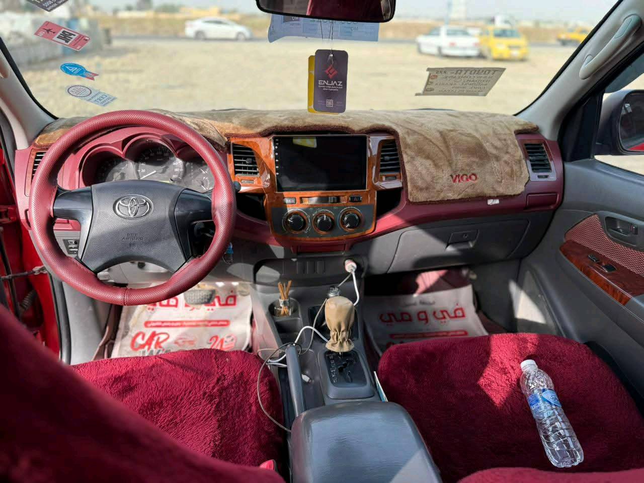 سلام عليكم للبيع نوعTOYOTAمكفوله كفاله عامه اوتماتيك محرك كير جديد رقم واسط نكليزي بسمي تبريد ثلج 🥶 وتدفءه سدر جديد تايرات جدد محرك جديد كير جديد بيه بارد ربع اصبع ب جاملق وبنيد سعر200 رقم الهاتف***********