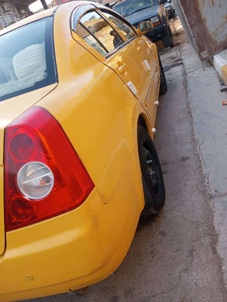السلام عليكم شيري🚖 اي 5 موديل 2010‏‪ مكينه وكير كفاله 💯تبريد كهربائيات درجه اولى💯 رقم بغداد انجليزي باسمي تحويل ثاني يوم سياره جديده تخم تاير🛞 سعر 34💵 وبيها مجال مكاني بغداد تفاصيل‏‪‏‪📞***********‬‏

