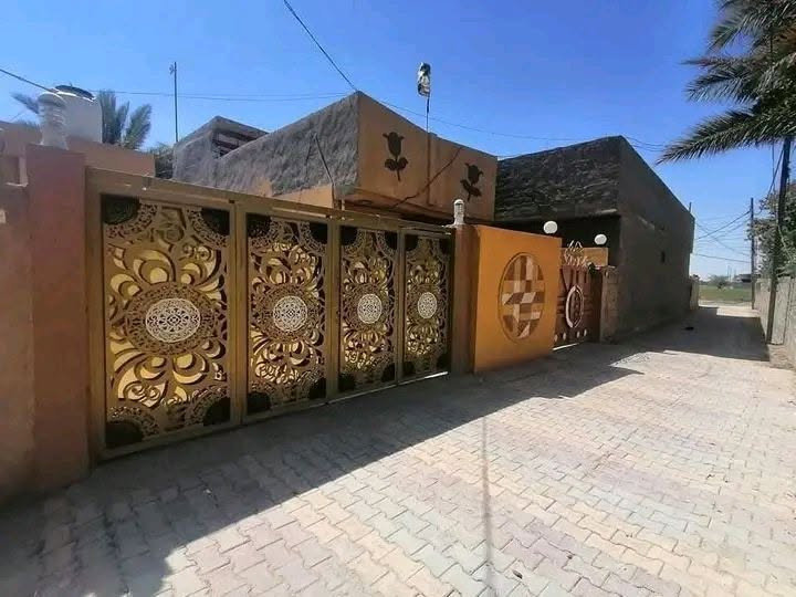 السلام عليكم بيت للبيع ٢٠٠ متر كربلاء عرب صالح الستفسار *********** اخوان اني صاحب منشور تصل عله صاحب البيت
