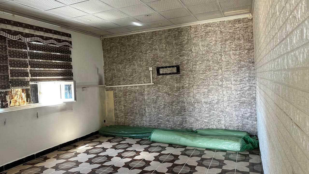 بيت ايجار طابق ثاني منطقه حيى الوحدة
سعر ايجار ٢٠٠٠٠ الف كهربا ماي على صاحب دار
للاستفسار ***********
