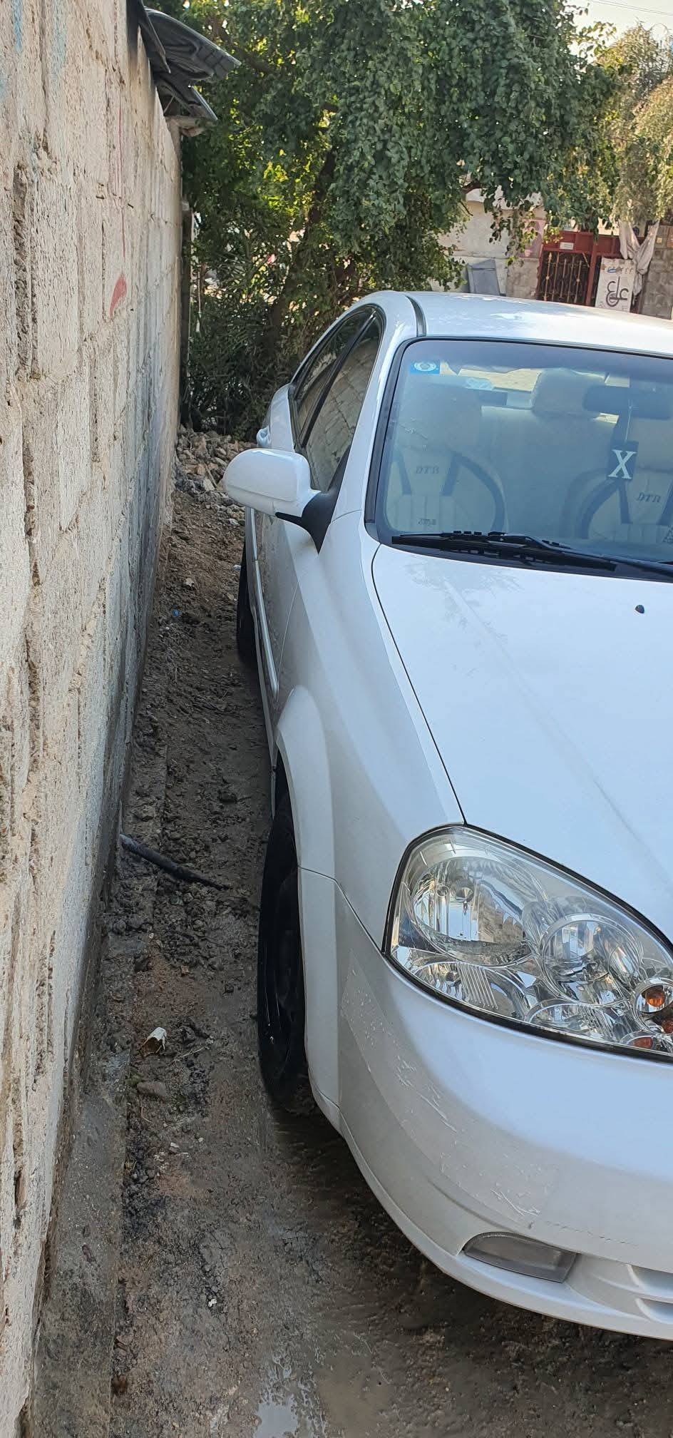 اوبترا • ٢٠١٢ • نظيفة