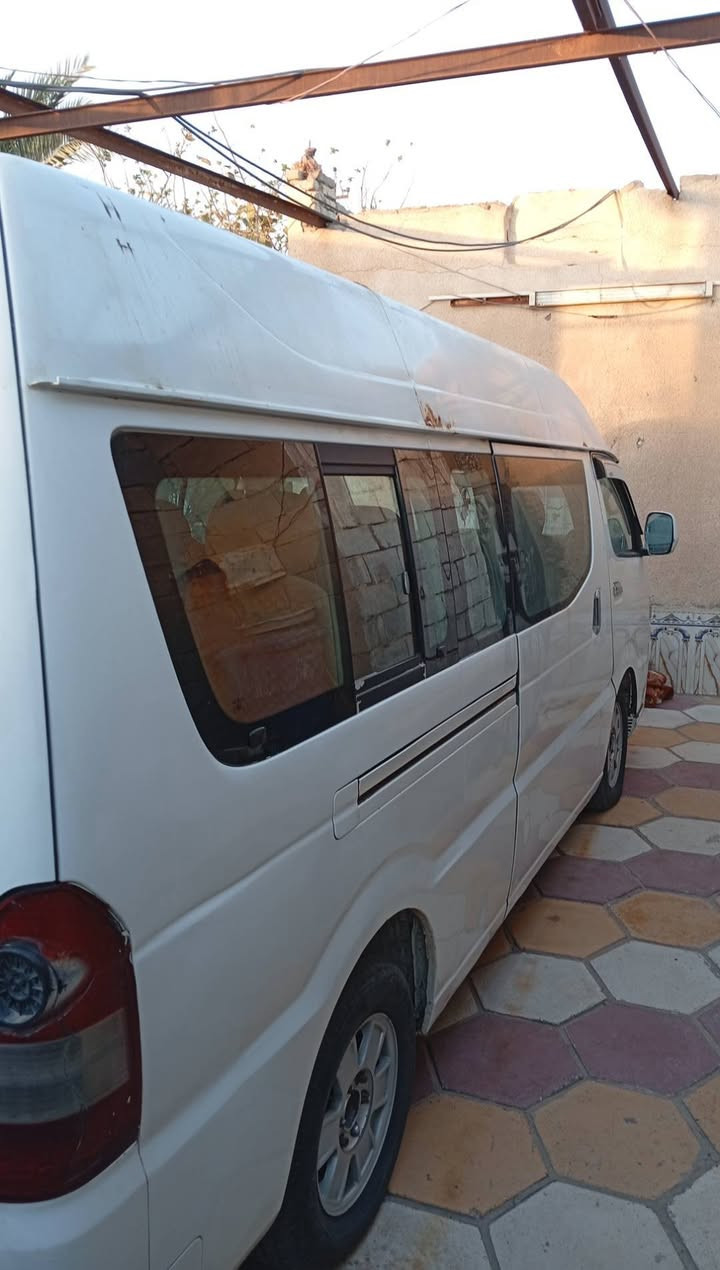 السلام عليكم سيارة شيري مديل ١٣
السياره بأسمي تحويل ثاني يوم 
وكير ومكينه  خير من الله  تخم تاير 
سعرها ٧٥ 
عنوان البصرة الهارثة حمرينان 
للاستفسار الاتصال على الرقم التالي ***********
