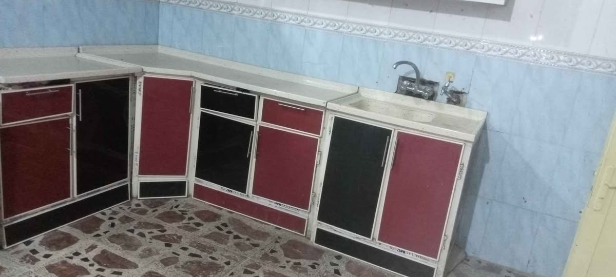 كاونتر 6قطع نضيف ومرمرالسعر300بي مجال الطيبين مكاني كربلاء ***********،،،،،،،،،،،،،*********** كربلاء, العراق
