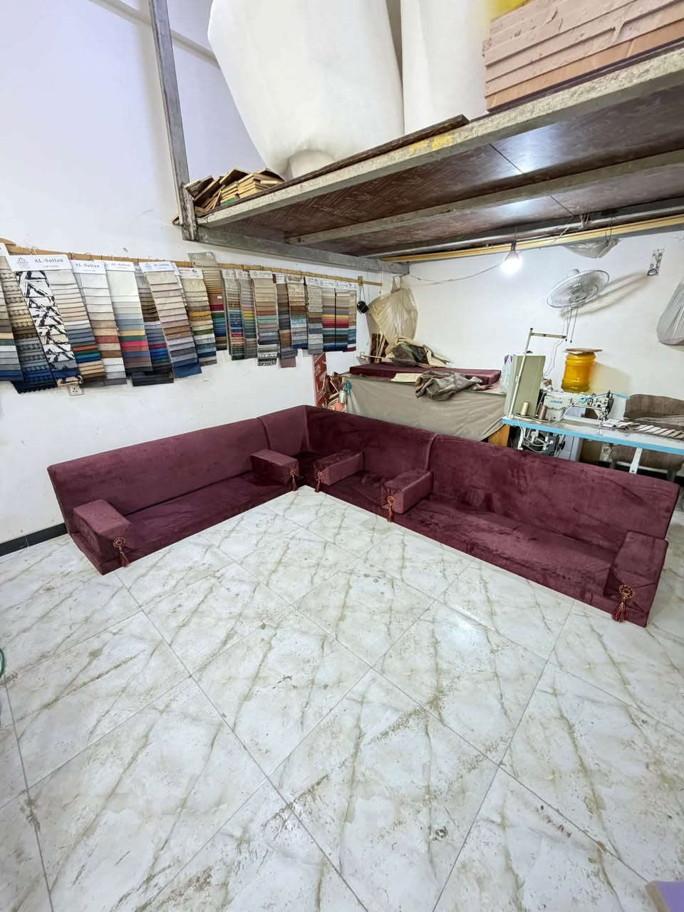 معمل بروف للاثاث@إشارة
