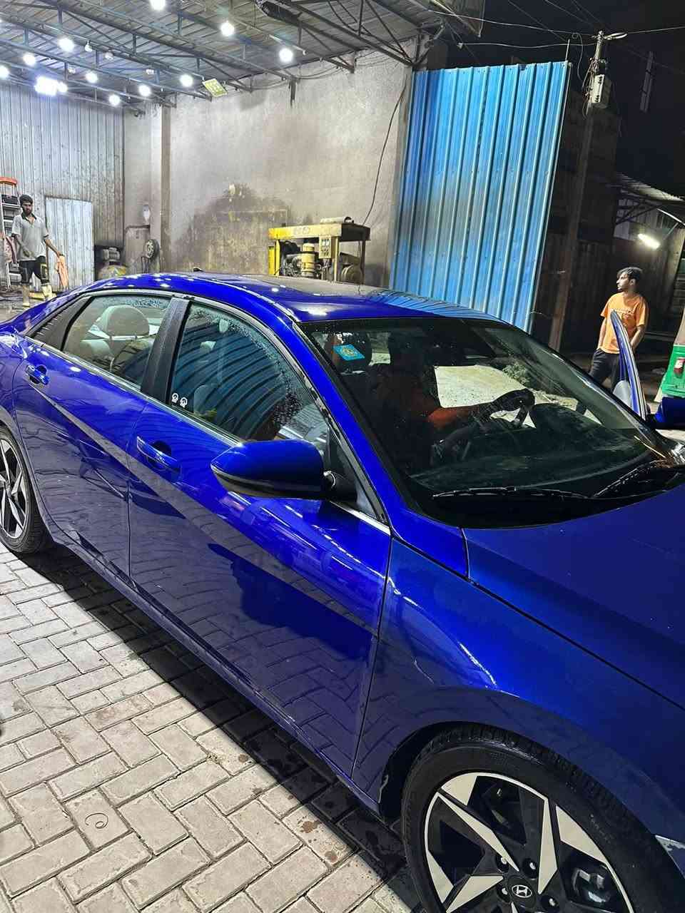 السلام عليكم
هيونداي النترا 2023
Limited
معروفه مواصفات Limited
السياره وارد امريكي 
صوره الحادث من ضمن المنشور 
السياره جديده بمعنى الكلمه
سعره 135 ورقه وبيهه مجال بسيط
مكان السياره بغداد ابو جير 
للتواصل فقط على هذه الرقم ***********
