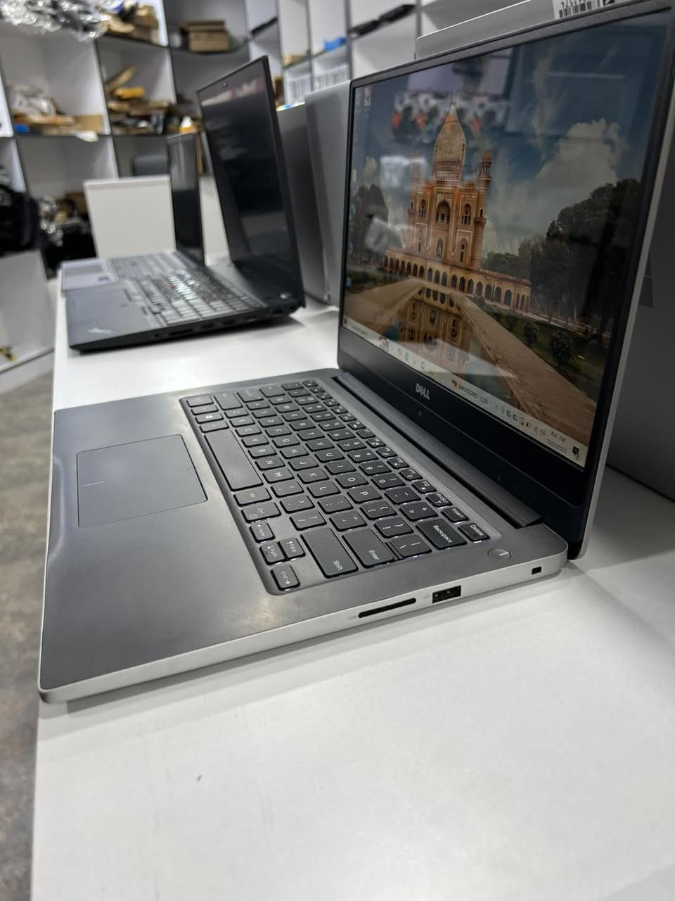 إنسبايرون 7472 • i5 الجيل الثامن • كرت MX150