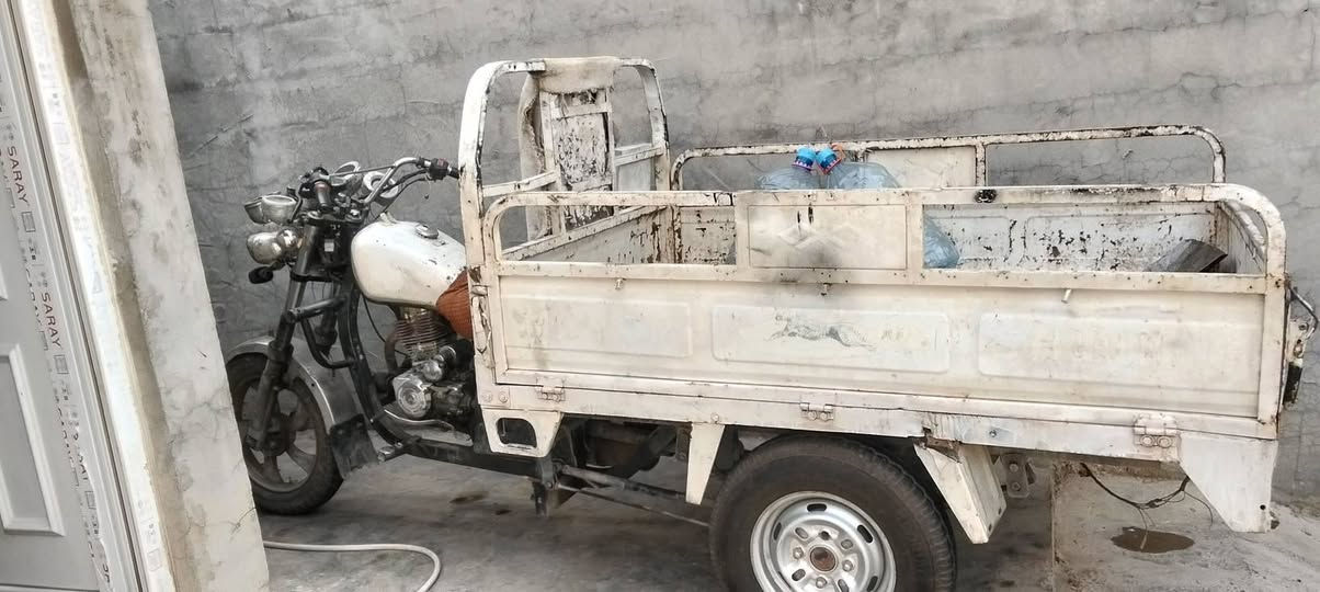 السلام عليكم ستوته للبيع 17جاهزه كلها بالشرط تايرات جديد محرك 21كير بوكس جديد دبلات ختم سعر800وبيها مجال /***********
