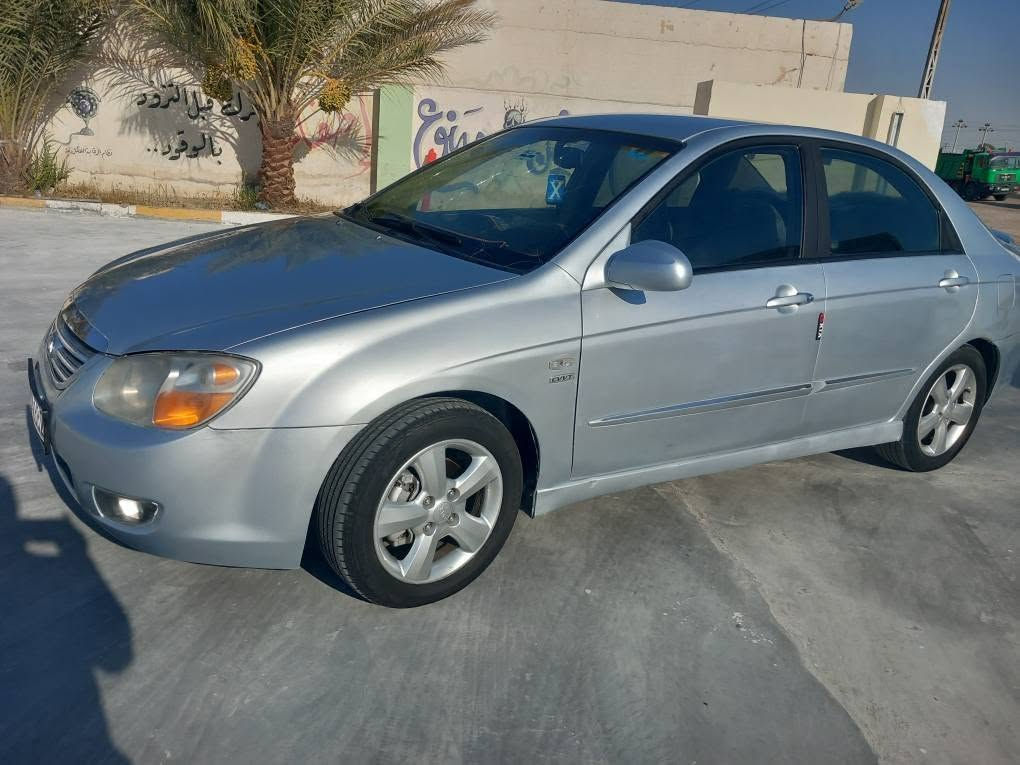 كيا سيراتو 2007  خليجي رقم ديالى دولي محرك جديد كير صدر جديد تبريد ثلج سنويه جديد تخم تاير جديد مصبوغه حزام للجماليه اثر جراد السياره مكفوله من الضربه مكان ديالى بلدروز سعر 77 وبيه مجال ***********...
*********** بعقوبة, ديالى
