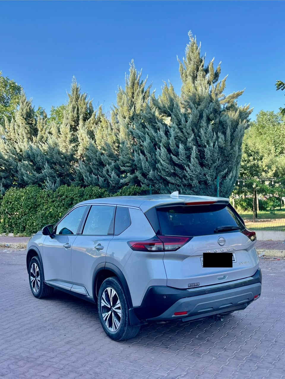 Nissan rogue 2022 Sv AWD
بص بنيد صبغ بدون دواغل
فحم رادار بيلادي شركه
3 بستن توربو
گير مكينه شرط
رقم سنوي جديد تحويل وكاله شرط
موصفات
شاشه 
كاميره
حساس
رادار
تحديد سرعه
ويل كروم
بريك بصمه
شغال
باب بصمه
قودي رادار
قودي ايشاره
تحكم ستيرن
Eco - normal - sport

عنوان عقره 
*********** أربيل, العراق
