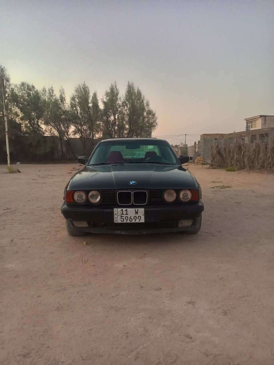 السلام عليكم
بي ام 1991
535للبيع رقم بغداد بأسمي
السعر 43تبريد شغال 
الشراي يتصل 
***********
العنوان النجف شارع المعمل

