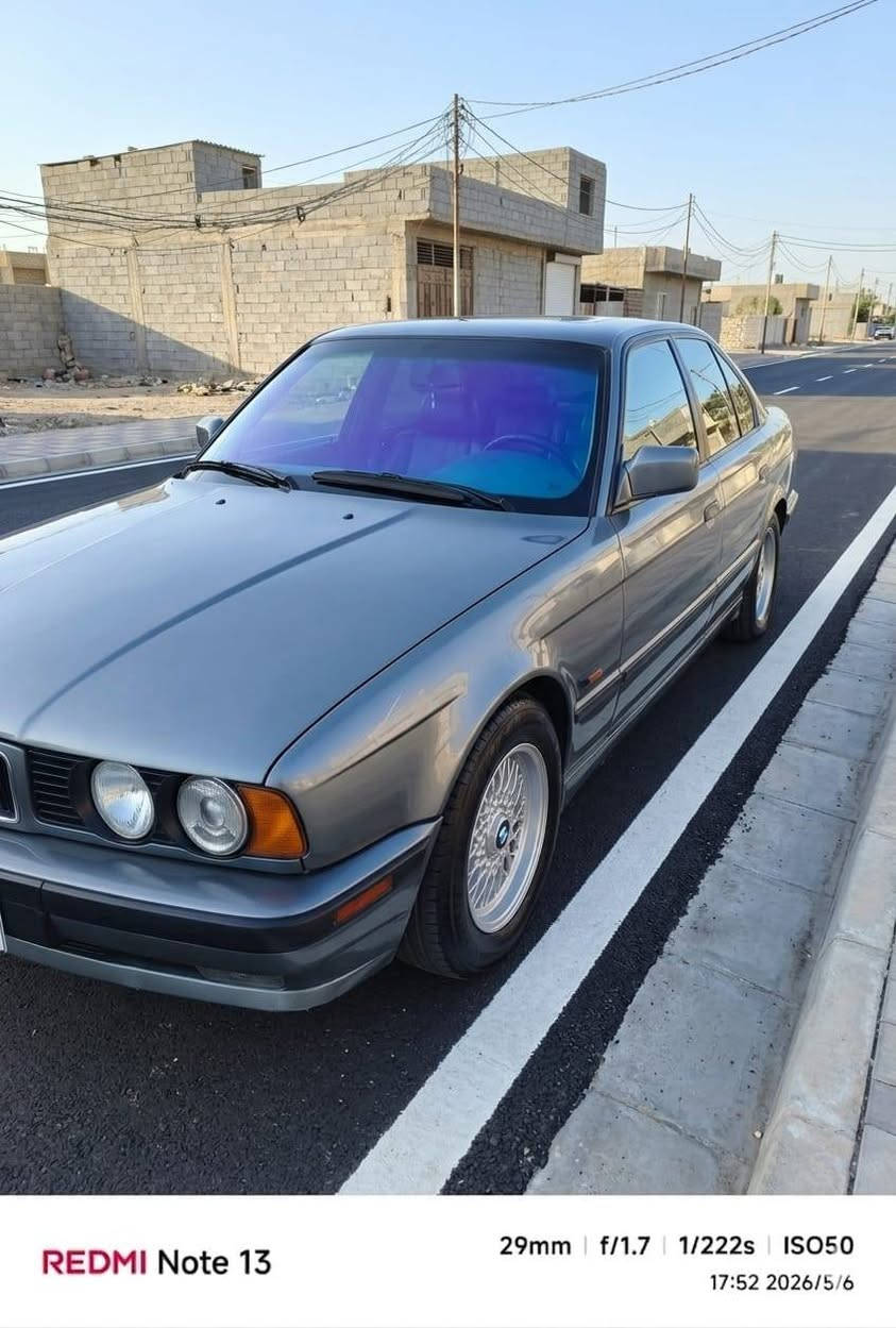 (بسم الله الرحمن الرحيم) BMW حجم525كير اوتماتيك وحداديه ومكينه جديد اي نقص ما بيهه هيج شغلات بصيطه وسياره تخبل الله شاهد ورسوله مكاني ناصريه مركز  سعره45وبيهه مجال *********** الاستفسار

نص مكتوب في الصور:
- REDMI Note 13 29mm f/1.7 1/100s ISO50 17:52 2026/5/6
- REDMI Note 13 29mm f/1.7 1/222s ISO50 17:52 2026/5/6
- REDMI Note 13 53mm | f/1.7 | 1/281s | ISO50 17:52 2026/5/6