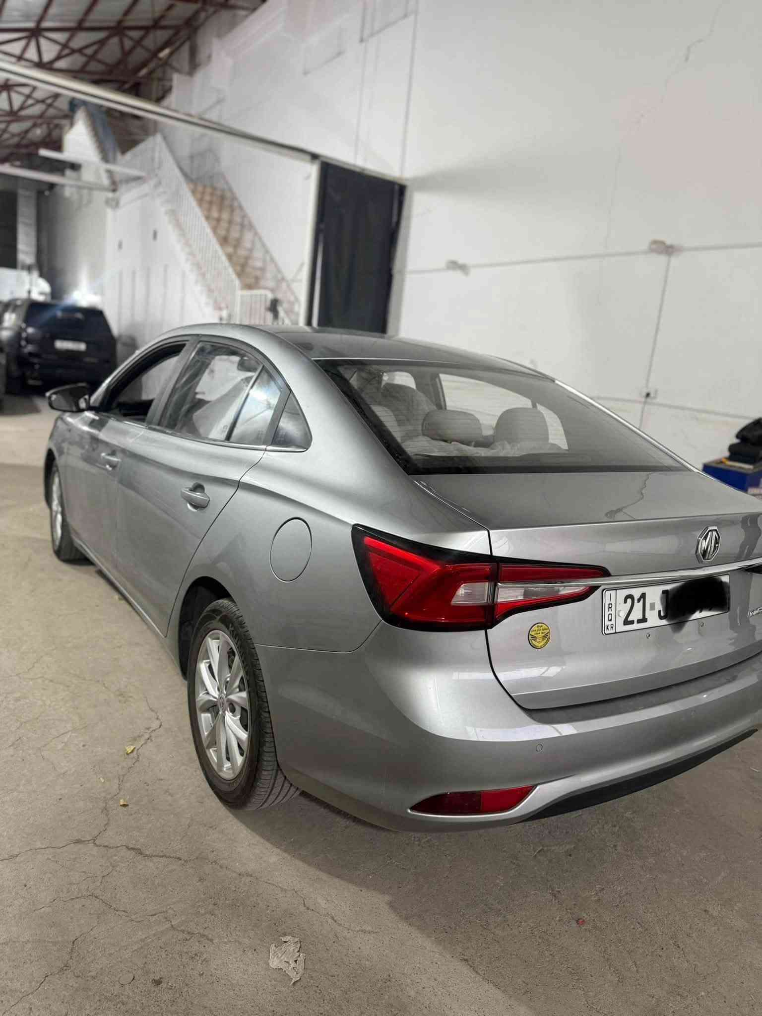 Mg 5 comfort 2024
بەسمە نیو مواسەفات بێ بۆیاغ بێ سارد   بۆیاغ ئەستورە تەنها دۆسەی لای سایەق تۆزێک قوپاوە سەیارەکە لۆکە تەنها ٣١٠٠٠ کم ڕۆشتوە لە دەرەوە ڕۆنی گۆڕاوە ناو زەردە یەک دینار مەسرەفی تیا نیە بە شەرتی گێڕو مەکینە و تەحویل 
شوێن سلێمانی ***********
