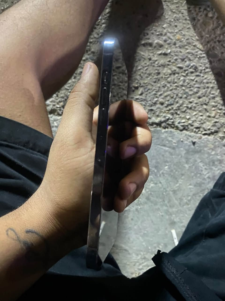 سلا م عليكم ايفون 13promxs وتر بروڤ كلشي موضح بل صوره بطاريته 81%وذاكرته256 للبيع او مراوس  خاص مفتوح واتساب مفتوح ***********

نص مكتوب في الصور:
- 7:31 88 About Name عبدالله iOS Version 26.6.2 Model Name iPhone 13 Pro Max Model Number NLF63LL/A Serial Number CQYRV60NM7 Coverage Expired Songs 0 Videos 1,285 Photos 995 Applications 54 Capacity 256 GB Available 13.95 GB Wi-Fi Address 2C:76:00:37:06:F5