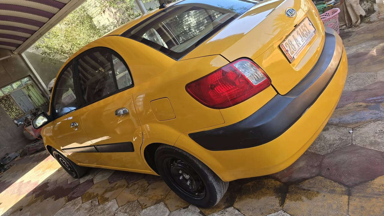 سلام عليكم للبيع كيه ريو موديل9 خليجيه مكينه1600 رغم نجف مصفره هيهة وغرامات السياره مكفوله مكينه كير تبريد حداديه تخم تاير كله كفاله ربع ماذب عليه سياره جديده سعر 76 مكان سياره ديوانيه رقم موبايل ***********
