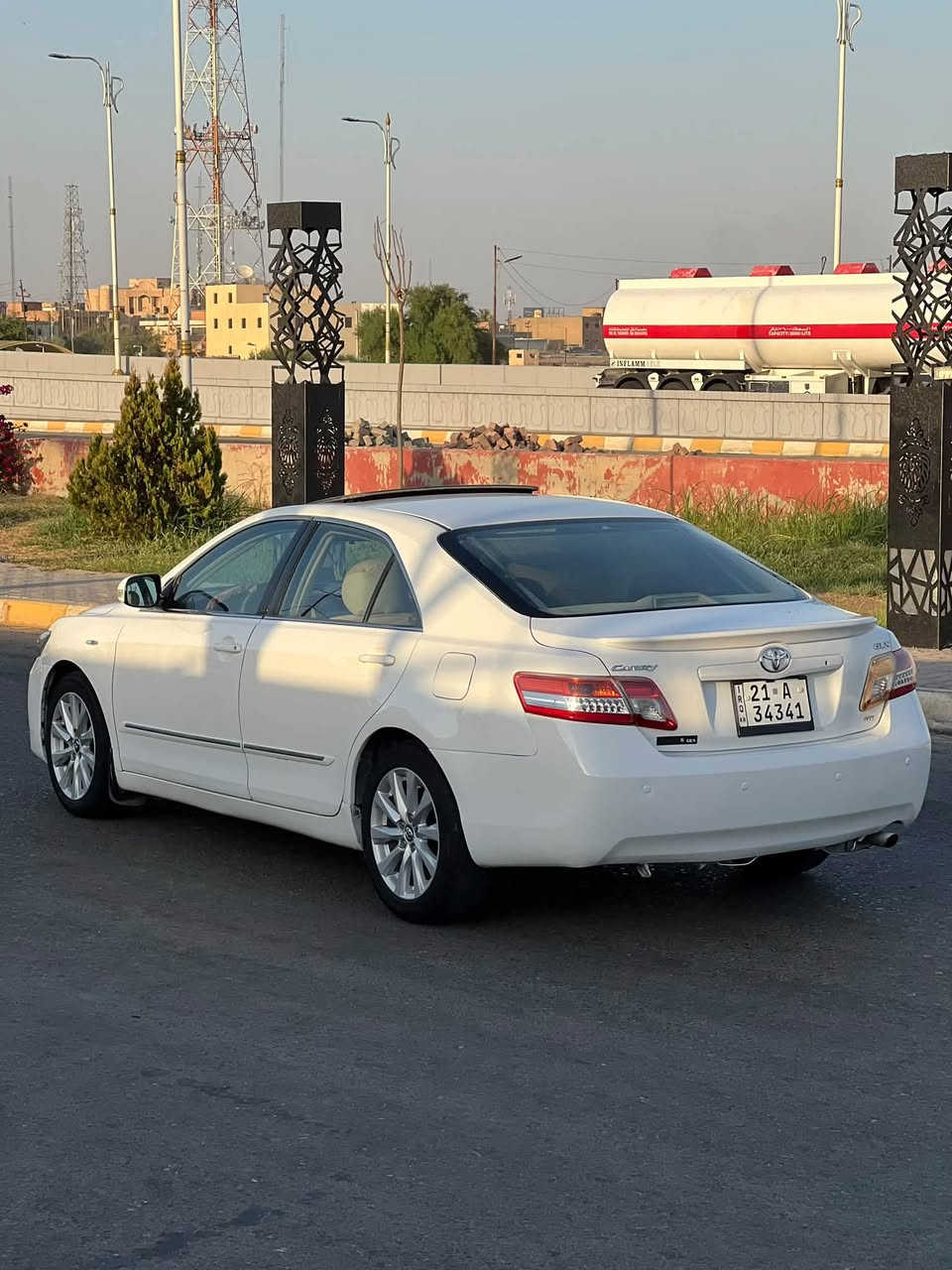 الــسلام عــليكم
للبيع كامري 2009 GlX خليجي 
محرك 2400//4 سلندر مامفتوح شرط كير شرط
رقم سلمانيه دولي الجديد شبه مميز سنويه 31//هزه27
شرط التحويل والغرمات 
السياره مكفوله من الصبغ عده جاملغ خلفي صبغ رش فقط بدون دواخل شرط الفحص والسونار 
فول موصفات 
سلاية روف
برده خلفيه 
كشن كهرباء
تحكم مقود 
اشاير مري 
محدثه 11 
ويل كب فراشه 
مثبت سرعه
حساسات خلفي وامامي 
رادار 
تبريد ثلج-تايرات جدد صدر جديد 
السعر (104)
المكان تكريت مركز المدينه 
(اعتذر عن الاقساط والوعده )
هـ***********
