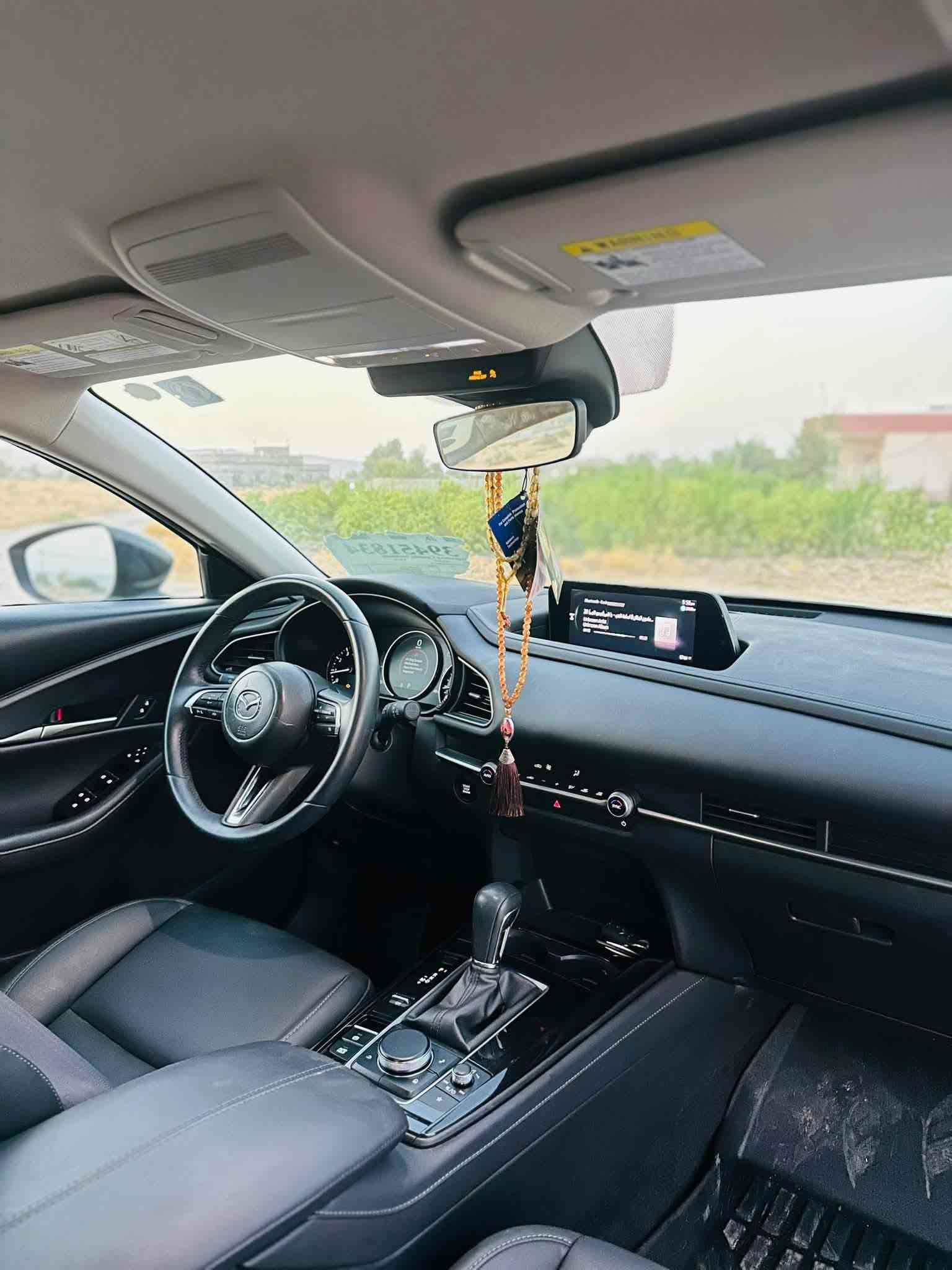 السلام عليكم 
معرض الناصر 
🚗 مازدا CX-30
📌 الموديل: 2024
🎨 اللون: سيلفر مميز
⚡ الفئة: S Select Sport 
📝 المواصفات:
 شاشة وسطية ذكية مع طبلون رياضي وعدادات ديجيتال واضحة.  
 ماشية مسافة قليلة جداً (7,221 كم).  
 الداخلية جلد أسود فاخر ونظيف، گير ومحرك بحالة الوكالة (شرط السحب والفحص).
 التبريد وكلشي شغال، بصمة شبابية ورياضية متكاملة.
 (رقم كركوك - شهداء)
📍 الموقع: كركوك / الزاب صبيح تحتاني 
صور الضربه موضحه بالمنشور 🪽
📞 للإستفسار والسعر، يرجى مراسلة الصفحة أو الاتصال على الأرقام المثبتة: ***********
(أهلاً ومرحباً بالجميع، شراي حقيقي ما نختلف وياّه) 🤝
