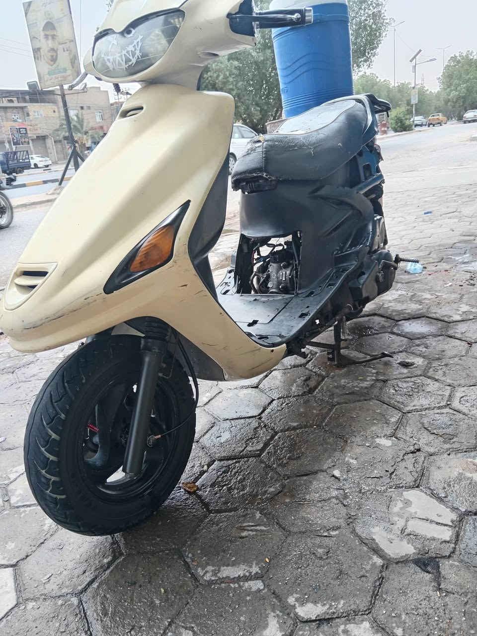 دراجه فراشه فعل البيع مكاني نجف حي ابو طالب سعر ٣٠٠ مفتوحه مره وحده دراجه كلش حلوه وناحمه ***********
