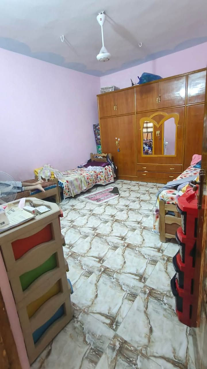 يالله
السلام عليكم 
بيت للبيع طابو زراعي سند 25
✅بهرز حي صدام خلف جامع القدوس ومقابل اسواق مخلد 
✅مساحة 156 متر 
الواجهة 13 والنزال 12 
✅طابق واحد متكون من استقبال ومطبخ وغرفة نوم وصالة وصحيات داخليه وخارجيه وبيتونه وكراج يكفي سياره
ومنور خلفي 
✅السعر ٩٠ وبي مجال للشراي 
للاستفسار الاتصال او التواصل ع الواتس 

***********
