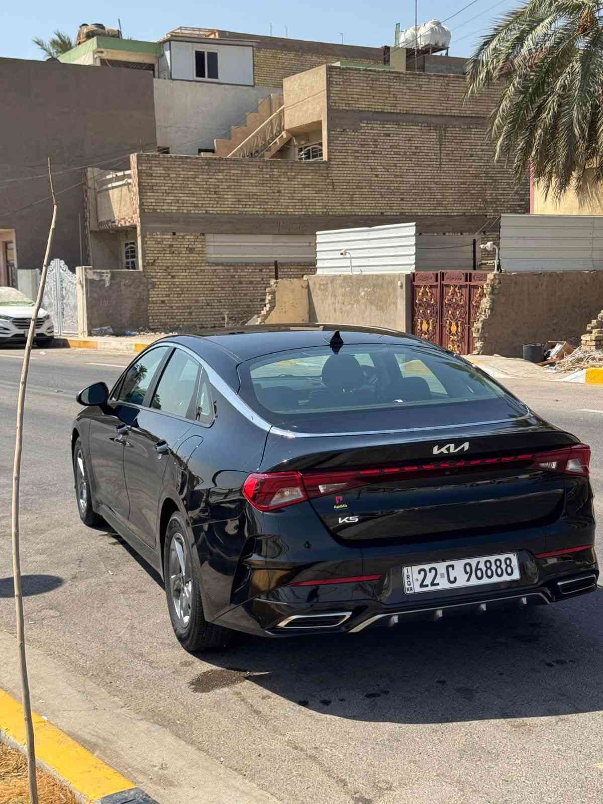 السلام عليكم
اوبتما K5 2023  وارد امريكي رقم اربيل 
تحويل مباشر 
حادثهه مرفق مع الصور -  و مبدل دعامية امامية بسبب حادث بالعراق 
 ماشية 37 الف    
المواصفات :بصمة  / هندبريك دكمة / شاشة كبيرة / اوتو هولد / مود درايف ماوس / تبريد بيانو / رادار امامي / رادار جانبي / رادار تعديل مسار / مانع انزلاق / LED امامي / LED خلفي / كروس سرعة / اطفاء ذاتي
صور الحادث والسونار داخل المنشور  
الاستفسار الاتصال ع الرقم 
*********** 
بغداد الكاظميه
السعر 170 وبيها مجال بسيط
