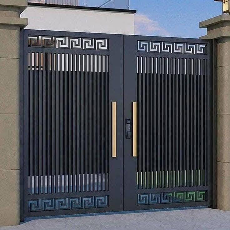 السلام عليكم من رخصة صاحب الكروب 
أعمل كافة الحداده بيبان سقايف شبابيك 
الحداد أبو حسن ***********

نص مكتوب في الصور:
- CAMON 40 Pro 5G 27mm f/1.8 1/50s ISO1003