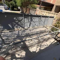 بغداد حي تونس • قفص • دجاج حي