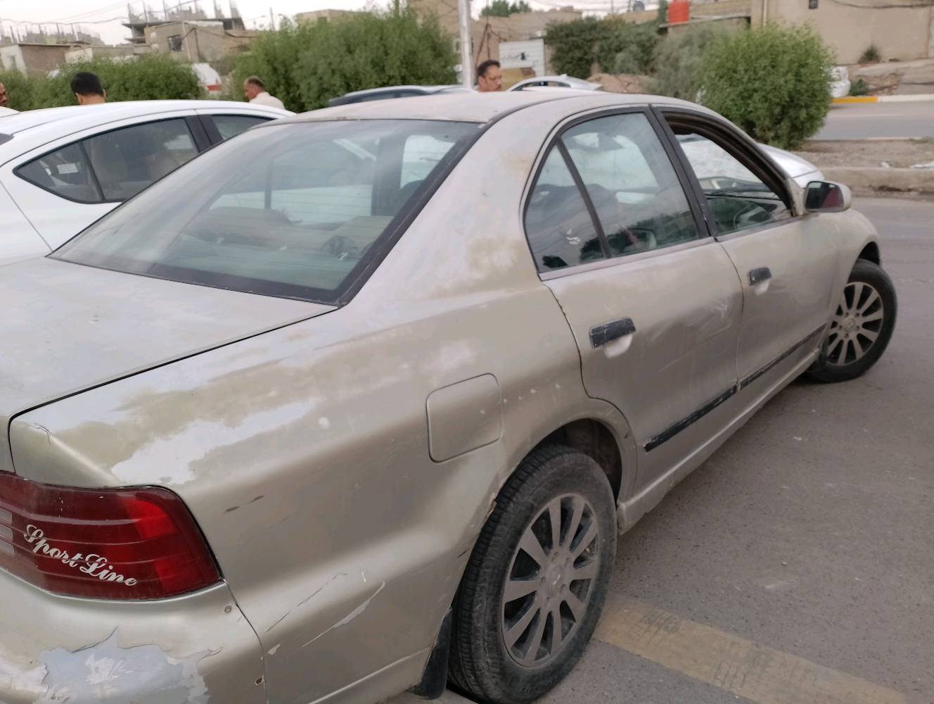متسوبيشي كلنت • محرك ٢٠٠٠ • اوتوماتيك