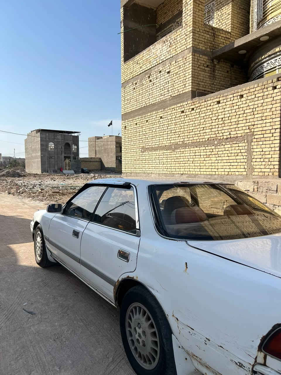 سياره مارك كصيف مديل 1991 مكصوصه صندوق وقماره وبيهه ضربه من وره السياره بأسمي ثاني يوم تحويل الي راغبها يراسلني واتساب 
***********
