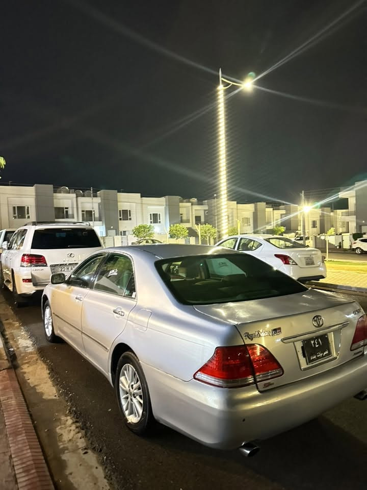 سةرةتا بةناوي خوا
براوه 2005
180 بجوك بة بجوك
سةقفو كةڤةر بةشةرت
45 گةلا
كودي هةية
شوين كةلار
***********
