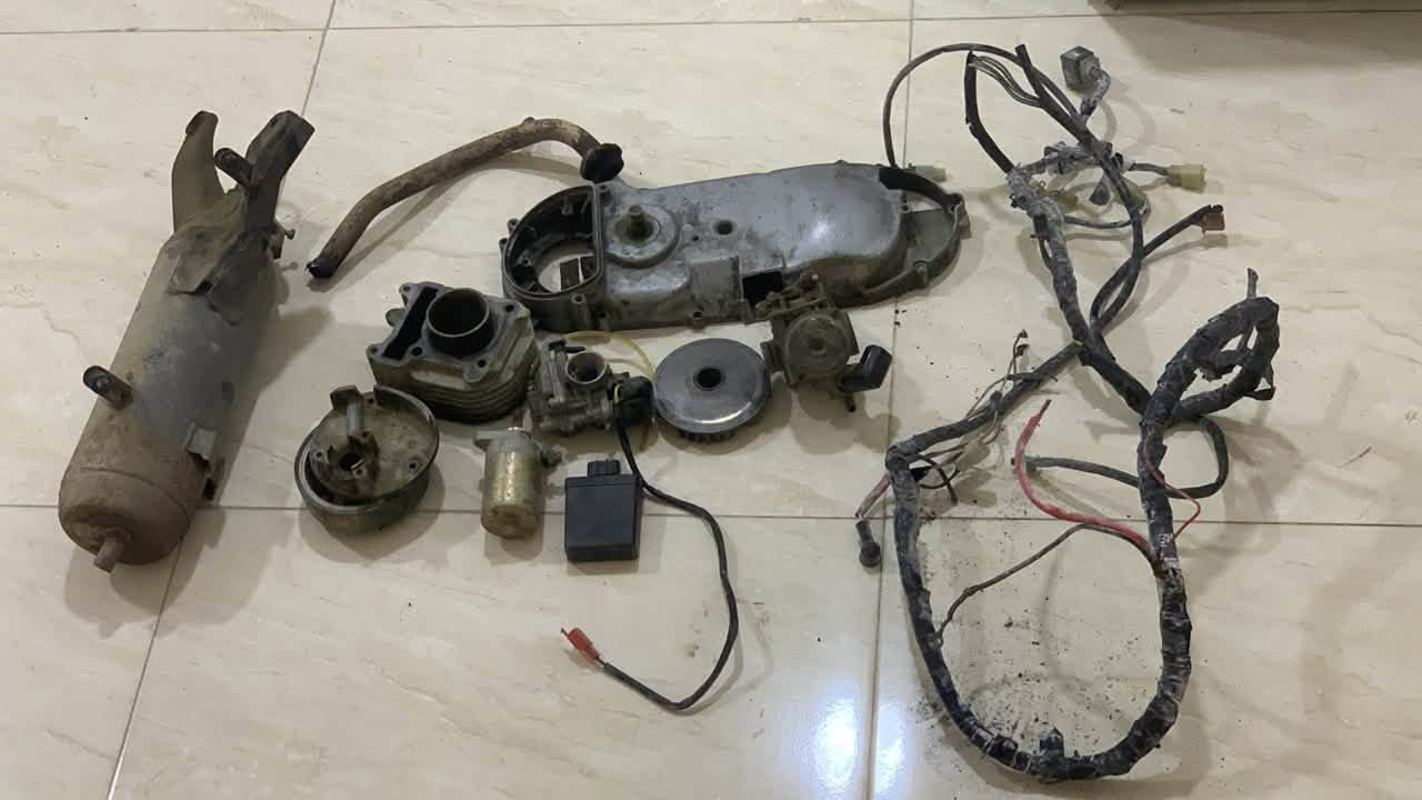 سلام عليكم غراض ماكس ابيع شلع ب ٥٠ كفرات مصبوغه الضفيره بلاد واكثر للاشياء بلاد ابيع كلهن سويه ولتانكي مال يراني ولمدكر ب ١٠ ولكزوز مال ماكس بلاد طاك رقمي *********** بس واتساب اتصال
