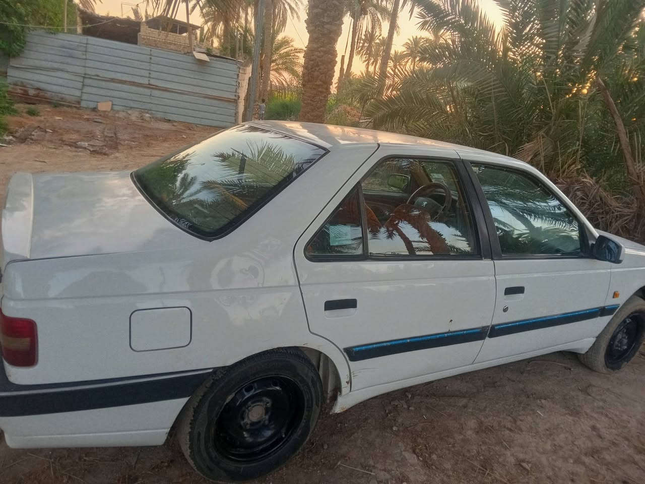 ***********
السلام عليكم بيجو 405 موديل 13 رقم بغداد كير جديد مكينه جديده السعر 35 اومراوس اب اوتوماتك
