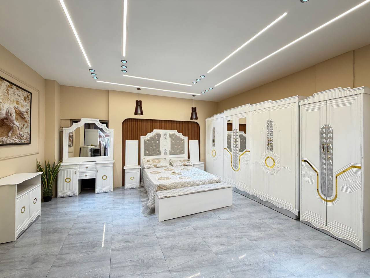 للحجز والاستفسار واتساب: *********** ☎️
​غرف نوم عراقية.. أناقة وسعر اقتصادي على قد الإيد! 🛏️✨
​تريدين تجددين غرفتكِ ومحتارة بالأسعار؟
وفرنا لكِ أرقى موديلات غرف النوم بنجارة عراقية متينة وأسعار اقتصادية تناسب ميزانيتكِ بدون ما تضحين بالجودة! 🛠️
​✨ ليش تختارين غرفنا العراقية الاقتصادية؟
​🪵 متانة وعمر: شغل عراقي نظيف ومضمون يتحمل الاستخدام اليومي.
​🎨 تصاميم عصرية: ألوان هادئة مودرن تعطي وسع وجمالية لغرفتكِ.
​💰 سعر مناسب جداً: أفضل قيمة مقابل سعر للتوفير وتسهيل التجهيز.
​🚚 خدمة التوصيل والشد متوفرة.
​💬 لطلب الصور والمواصفات الكاملة:
تفضلي بمراسلتنا عبر الواتساب على الرقم:
👉 ***********
​#غرف_نوم_عراقية #غرف_نوم_اقتصادية #أثاث_عراقي #تجهيز_منزلي
