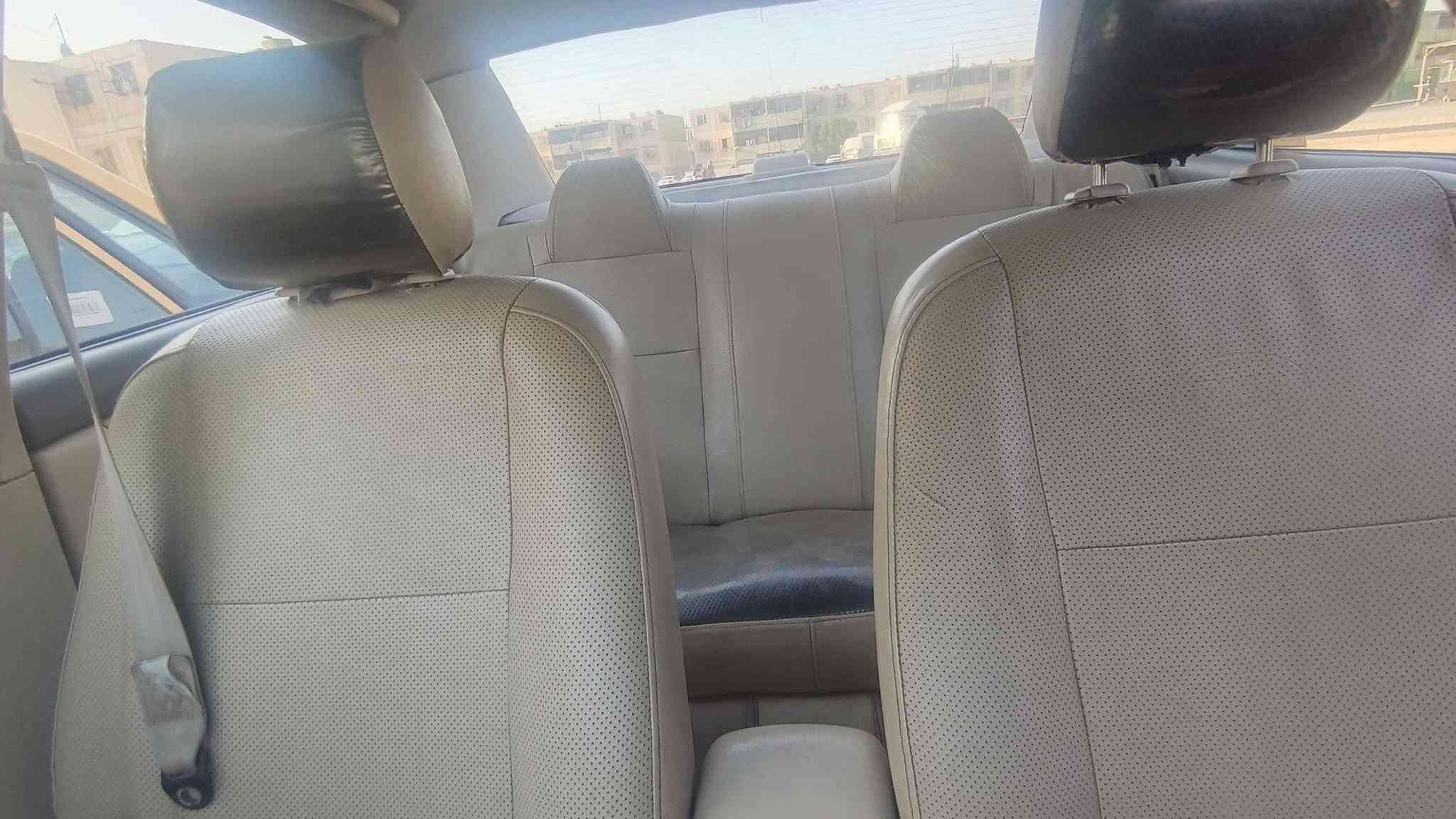 بي واي دي ٢٠١١ للبيع كير ومحرك خير من الله تبريد بارد بس موقوي مصفرة هيئة وغرمات سنوية 2027 بيهة طخة جوة المراية مال سايق موضحة بصورة وبيهة حرك فوك الجاملغ شوية موضح بصورة مكاني بغداد السعر 40 الاستفسار على رقم ***********
