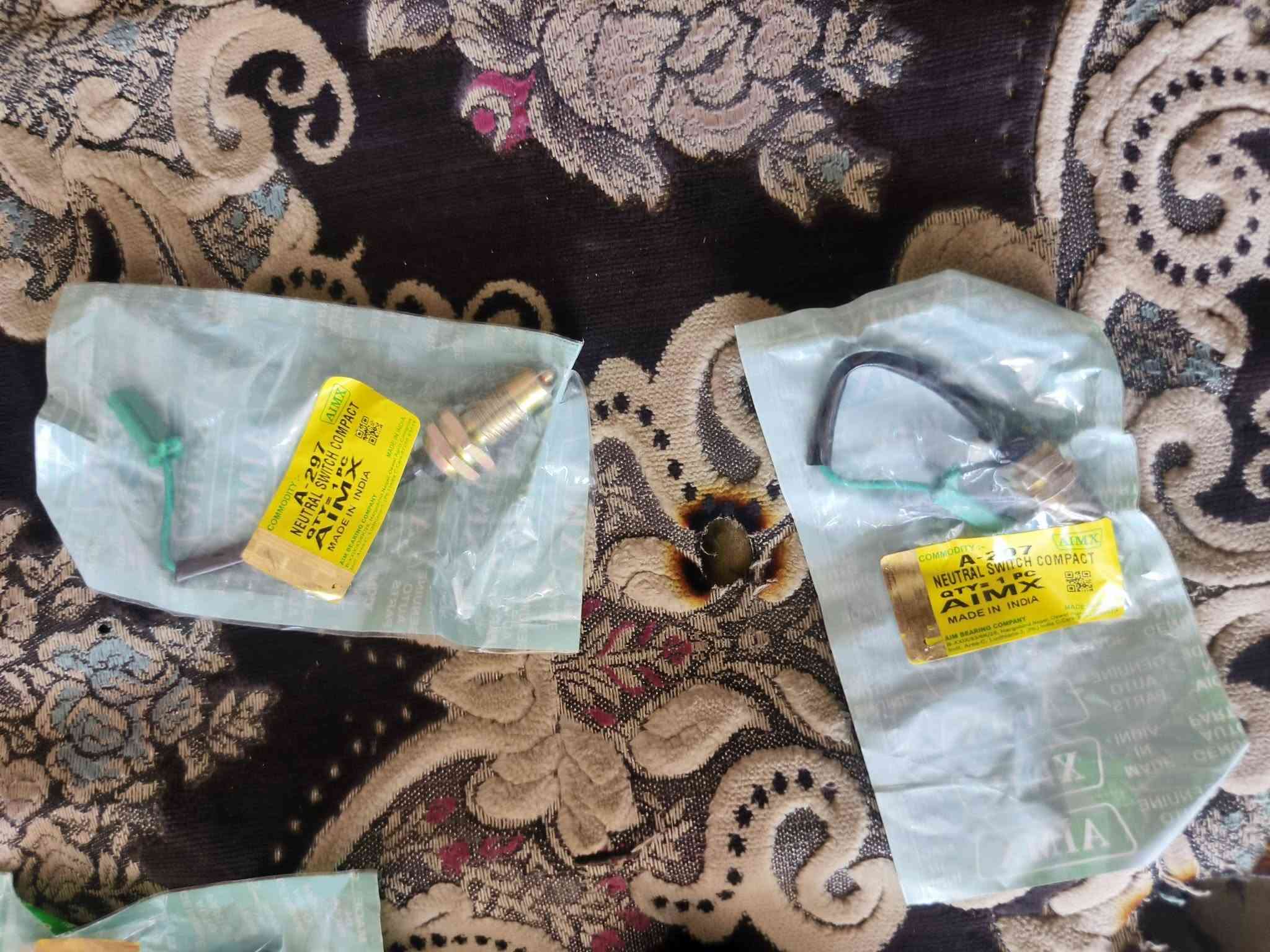 يا الله توفر جميع نواع غراض تكاتك باجاج فقط
بدارت علاء التميمي غراض شركة صليه فقط ما نغش
الناس ويوجد خدمت توصيل كافت محافظات العراق 
بوشه وبستم شركه /80الف 
عنبار خلفي صليه وشركه /12الف
بوري دهن صليه /13الف
زنجيل صليه وشركه موديل /20/21//10الف 
خشم سلف صلي /10الف 
فلاوين شركه صليه/30الف
كلج وبيت كلج شركه صليه/45الف
لايت صليه وشركه زوج /15الف
دولي بك صليه /15الف 
دشلي مزودوج صليه/15الف
بولبر صدر كامل صليه/10الف
شفت امامي صلي /10الف 
روله صلي /60الف ضمان سنه بيه 
قمجي بك صلي/10الف
 رقمي علاء التميمي /***********
عنوان المحل تاجي أبو عضام
