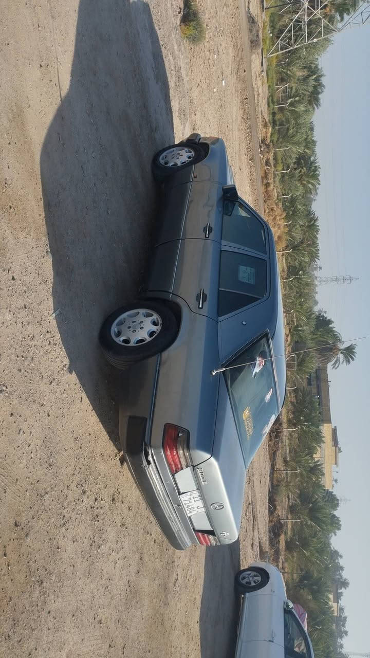 مرسيدس • موديل ٨٨ • رقم بغداد