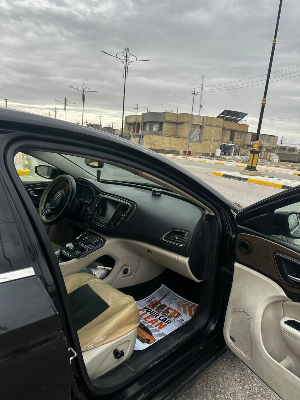 للبيع او المراوس

للبيع كرايسلر C200 موديل 2015
🚗 اللون: أسود أنيق
🇺🇸 وارد: أمريكا (بيه ضرربالنيد فقط)
📍 الموقع: كربلاء
🛠️ الحالة: نظيفة جدًا –بلعراق بيها بابين، كل باب بيه شبر صبغ بسيط أثر شخط، ما بي أي أضرار ميكانيكية السياره مكفوله من فتح اي قطعه
⚙️ المواصفات:
 • محرك 2.400
قوي واقتصادي
 • گير أوتوماتيك ناعم
 • منضومه تبريد كامله عايزه فقط كمبريسر
 • تحكم سكان
 • شاشة كبيره
 • حداديه جديده
 • تشغيل بصمة عن بعد
 • ستيرن جلد
 • تحكم بالمرايات والنوافذ كهرباء
 • تايرات جديدة
 • داخلية نظيفة جدًا
خزن ميموري
كشنات تدفئه جلد
داخل لونين 
      ادامه كامله 

📍مراوس ترهم 
📍مراوس بc200  3.6
السعر 90$وبيها مجال للشراي
للاستفسار يرجى الاتصال أو المراسلة 
***********
