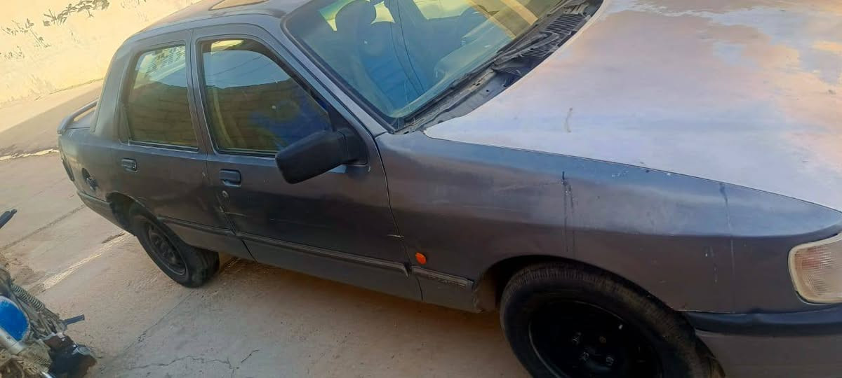 سيارتين بيع او مراوس شي على شي
هوندا اكورد موديل 2000
كير عادي محرك شرط
غراض التبريد كامله
بس مايشتغل
الثانيه فورد سيرا
شرط نضافه كدام العين
رسميات شرط
مكاني ناحية الشوره 
تواصل خاص او اتصال ***********

