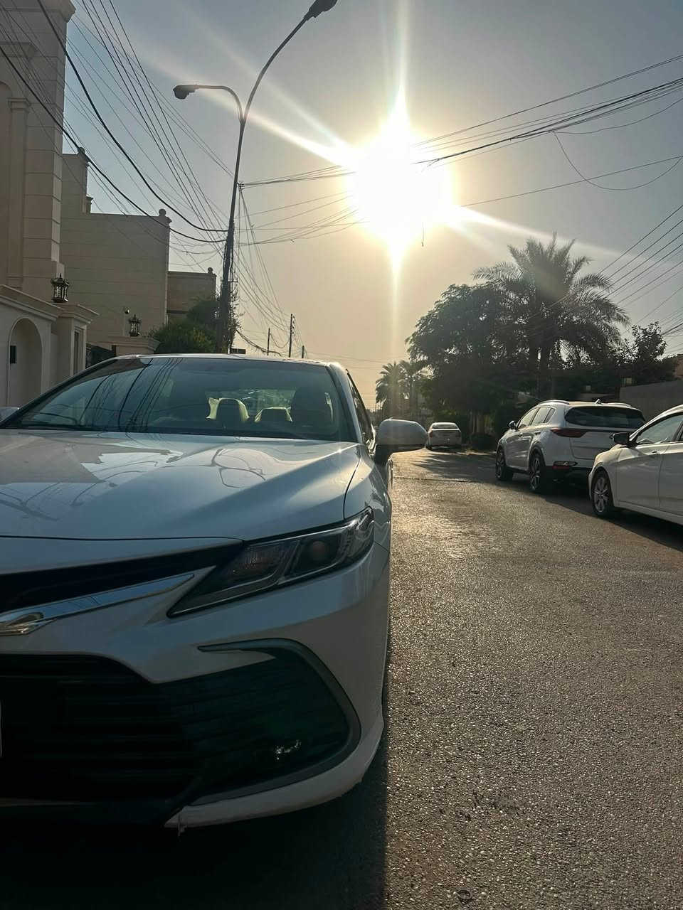 كامري هايبرد خليجي GLE 2023
موصفات. السيارة 
كامره خلفيه ✅
بصمه✅
مثبت سرعه✅
مرايا جانبيه كهرباء ✅
شاشه كبيره ✅
نظام المفتاح الذكي ✅
المصابيح الاماميه ليد زنون✅
قفل مركزي للابواب✅
ابل كاربلاي ✅
نظام ABS✅
مثبت سرعه✅
تبريد خلفي ✅
8وساده كهربائيه ✅
مقاعد كهربائي ✅
تحكمات فل بلستيرن ✅
بلوتث وحاكيه✅
هاند بريك بصمه ✅
ا Auto hold✅
كشنات مخمل ✅
حساس خلفي ✅
حساس اطارات ✅
عدسه متحركه بالمازده ✅
فتح ذكي للصندوق ✅
ويل كب 17استيل ✅
محرك 2500✅
كير اوتوماتيك✅
كشفات ضباب ✅
ثلاث وضعيات قياده SPORT NORMAL ECO✅
تحديد مسار ✅
السياره نظيفه لدرجه 
مكاني بغداد حي الاطباء 
بيهه ملاحظه بسيطه بارد ع كد اصبعين بدون صبغ 
السعر 240وبيه مجال 
للاستفسار اتصال على هذا الرقم ***********
ماشيه 40الف
رقم بغداد تحويل مباشر
