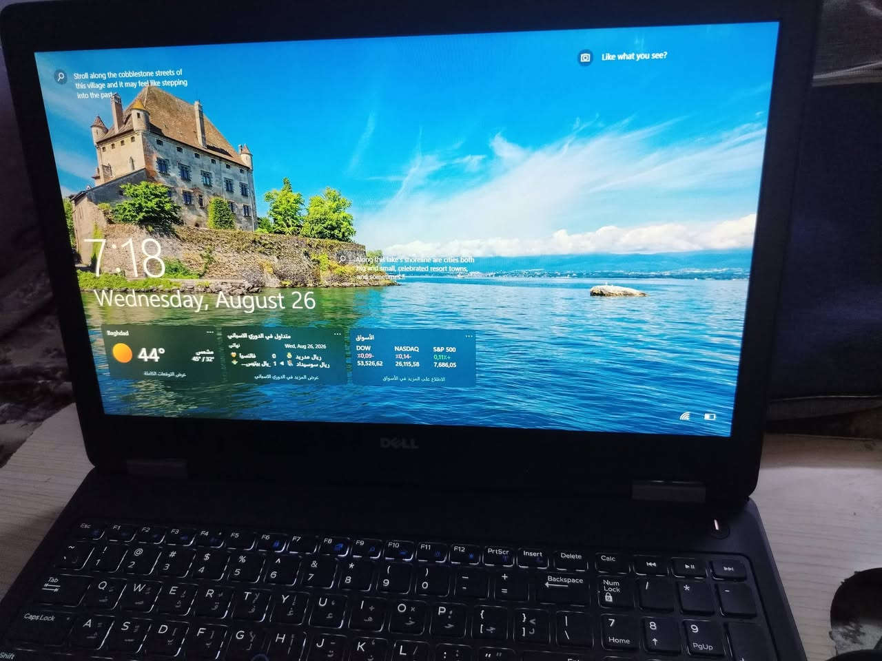 :📣 للبيع: لابتوب ديل (Dell Latitude E5570) نظيف جداً وبمواصفات راقية
 من الفئة العمليّة القوية (Latitude)، الجهاز غني عن التعريف بالتحمل والنظافة. يفيد جداً للطلاب، جماعة البحوث، أصحاب المتاجر الإلكترونية، تصفح، وبث مباشر. الجهاز طيارة بالتشغيل وما يهنك أبداً.💻 المواصفات مالته بالتفصيل
 (مثل ما واضحة بالصورة):⚡ المعالج (البروسيسور): Intel Core i5 من الجيل السادس (i5-6300U) – سريع ومستقر وما يحمى.🧠 الرام (RAM): 16 جيجا! (يعني افتح شكد ما تريد برامج وصفحات بنفس الوقت ومستحيل يثكل عندك).💾 الذاكرة (الهارد): SSD بحجم 238 جيجا – سريع جداً، اللابتوب يشتغل بلمحة عين وخلال ثواني.🖥 كارت الشاشة: Intel HD Graphics 520 (مالت الشركة الأصلي وممتاز للشغل اليومي).💿 النظام: ويندوز 10 أصلي ومحدث 64 بت.✨
 حالة الجهاز
:اللابتوب أخو النظيف، شغال وما بيه أي نقص أو عيب مصنعي.سريع جداً ومريح بالاستخدام.
سعر ٣٠٠ وبي مجال 
***********
