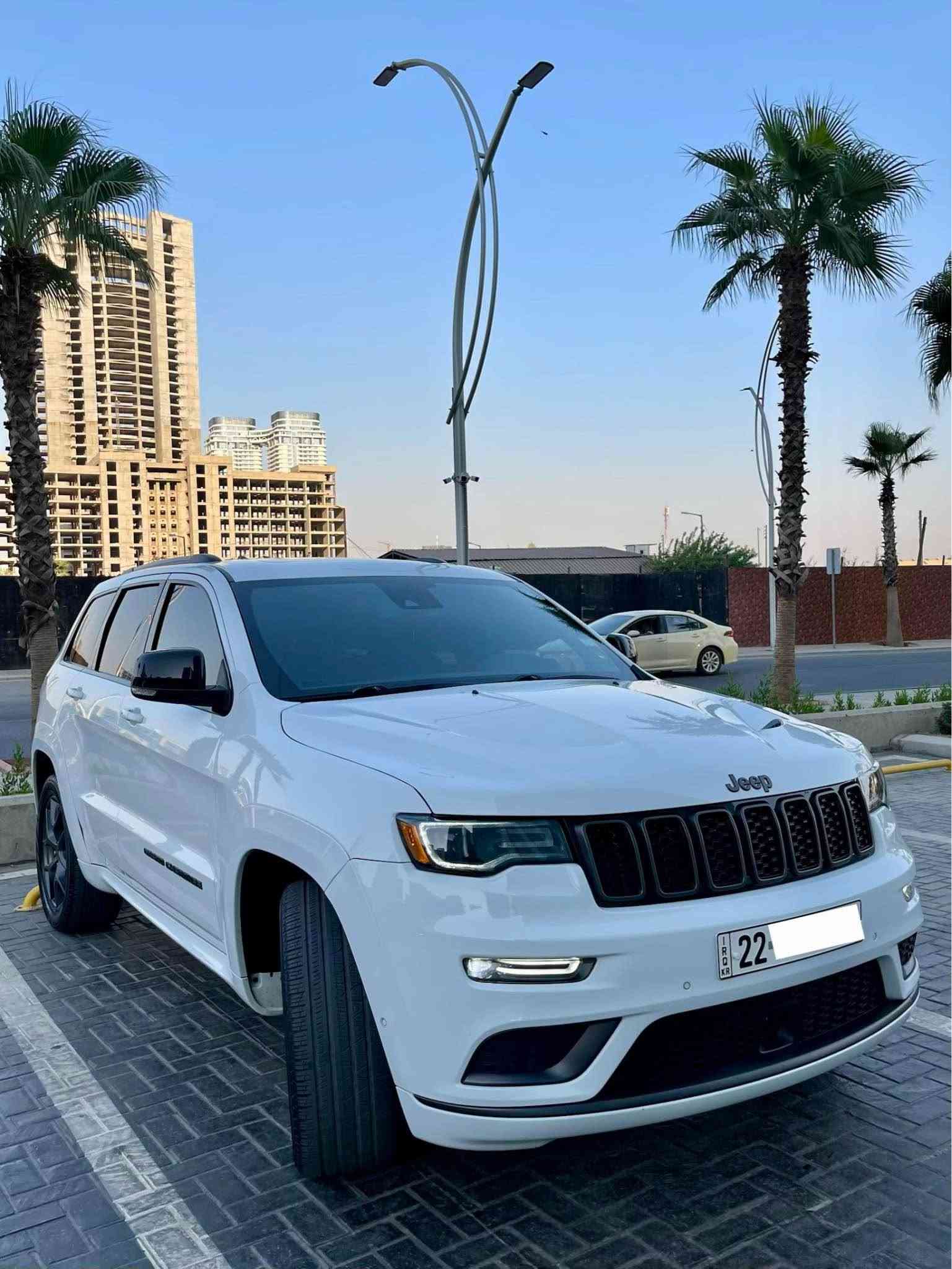 Jeep grand cheroki limited X 2020
Full mqasafat
Clean title
62,500 mile
Jam rash 10 lagala 
Sanawy nwe 
Nrx : 310$
Call : 07/50/739/11/29
جيب كراند جيروكي 
‏مواصفات لمتد x
موديل ٢٠٢٠
فوول مواصفات 
ماشيه ٦٢.٥٠٠ الف مايل
جام ￼ تضليل ￼١٠ شهر باقي
سنوبه جديدة 
السعر : ٣١٠$
رقم تلفون : ٠٧٥٠/٧٣٩/١١/٢٩ أربيل, العراق
