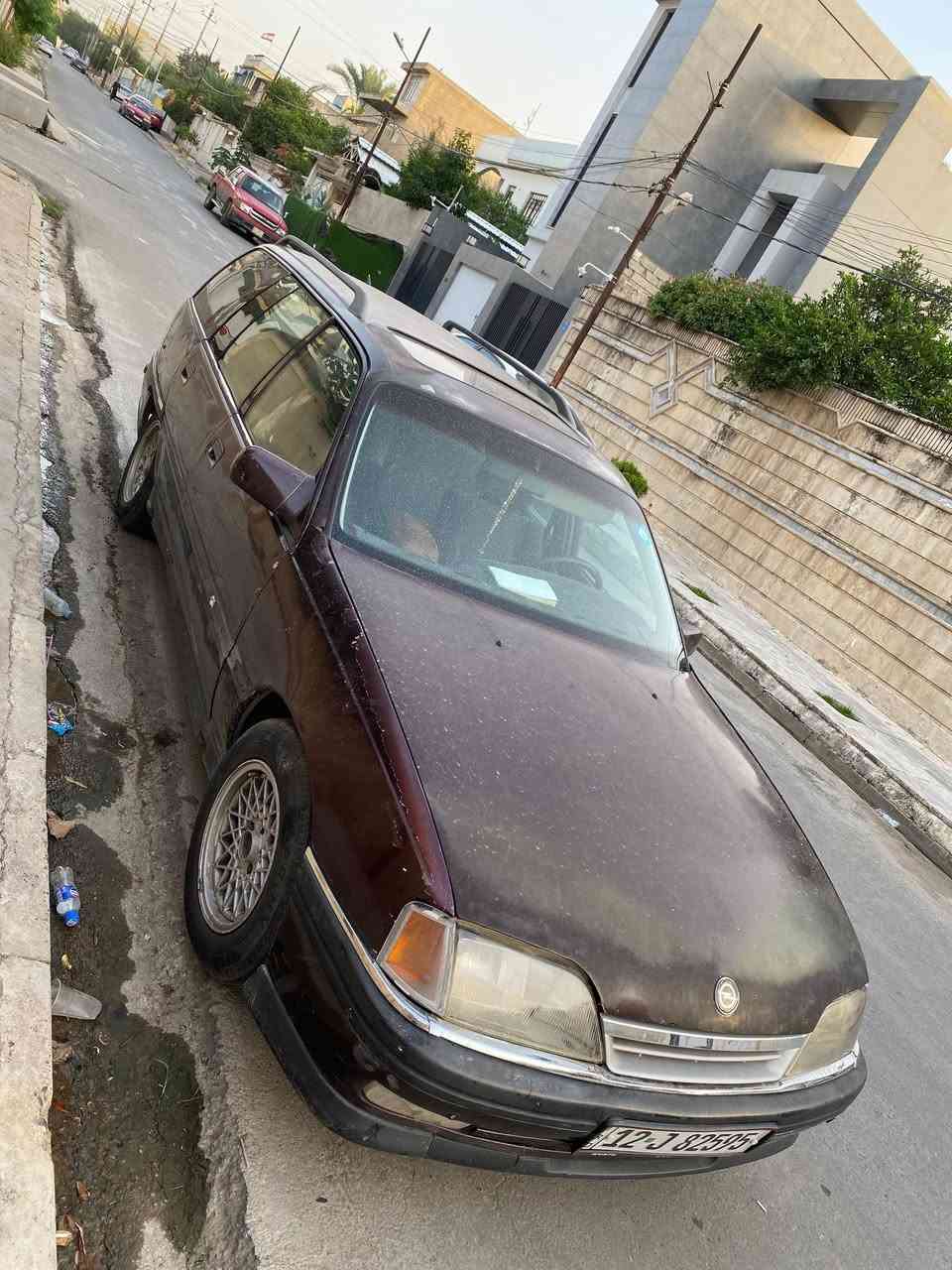 اوميگا استيشن • ١٩٩١ • محرك يحتاج تعمير